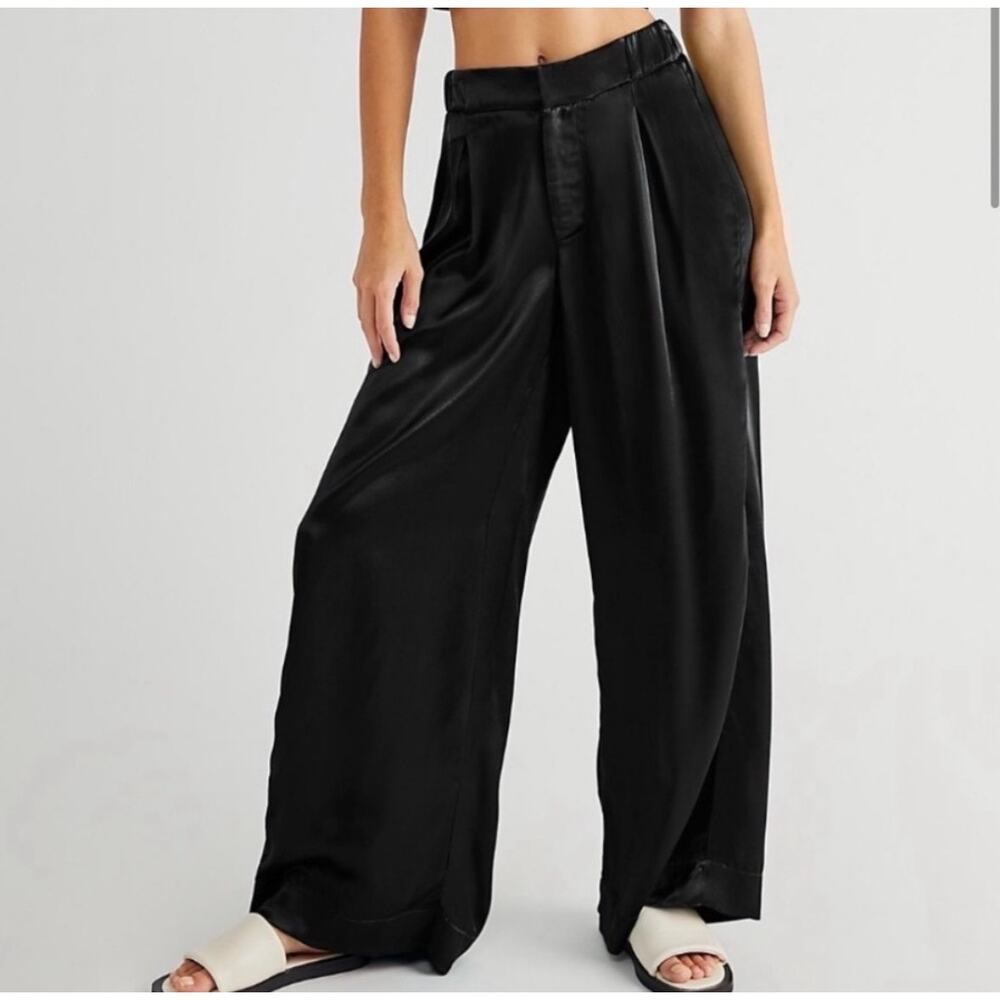 Free People Small Good Days Satin Wide Leg Pants Black Shiny Pleated Front - Picture 1 of 10